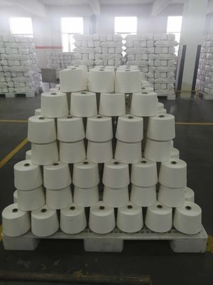 Rayon/Polyester TR 65/35 Ne28/1 Ring-Spun-Garn zum Weben Langlebig und vielseitig