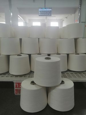 PV 70/30 30 40D s Spandex-Kern-Spun-Garn, verdreht und überzogen für hohe Gleichmäßigkeit 9.67