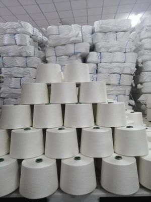 PV 70/30 30 40D s Spandex-Kern-Spun-Garn, verdreht und überzogen für hohe Gleichmäßigkeit 9.67